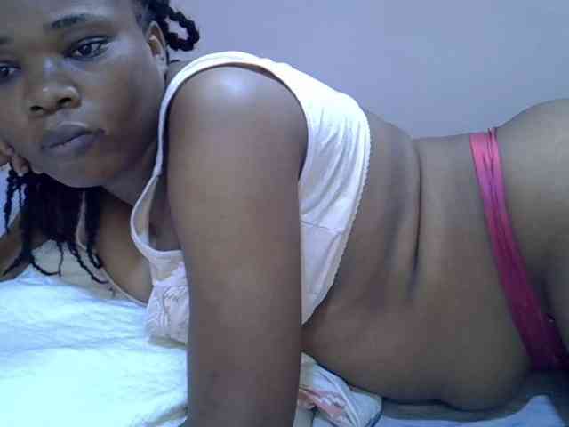 Ebonybootygirl webcam