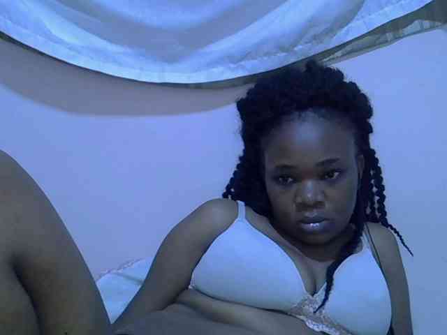 Ebonybootygirl webcam
