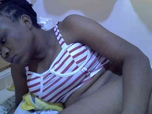 Ebonybootygirl webcam