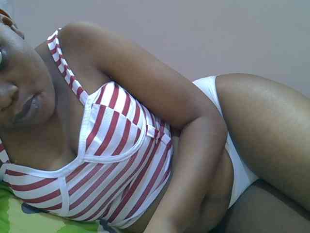 Ebonybootygirl webcam
