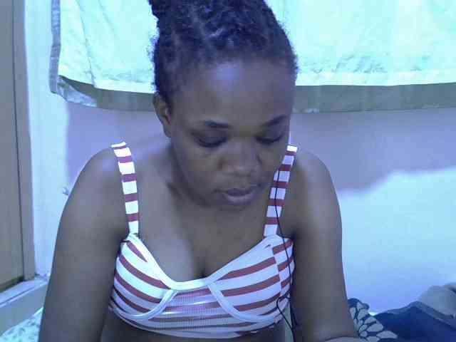 Ebonybootygirl webcam