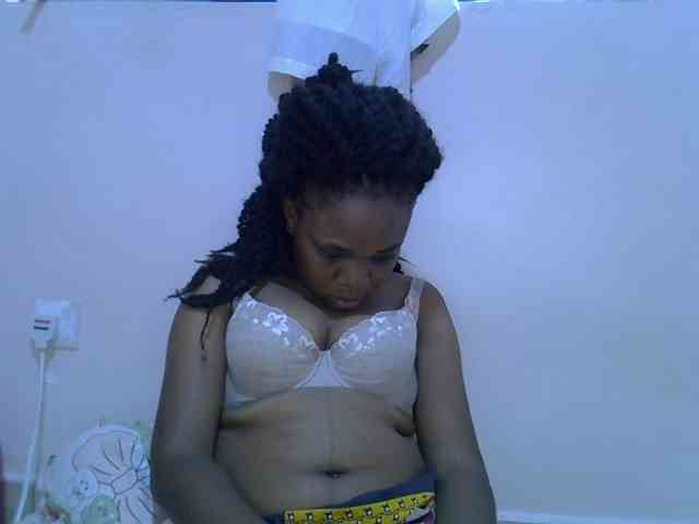 Ebonybootygirl webcam