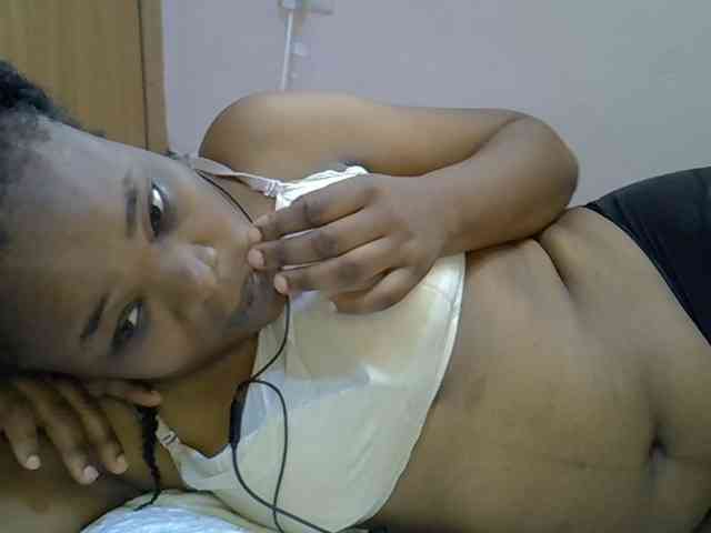 Ebonybootygirl webcam