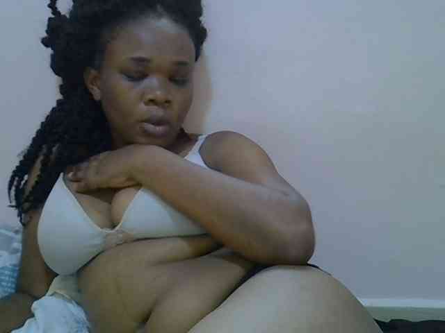 Ebonybootygirl webcam