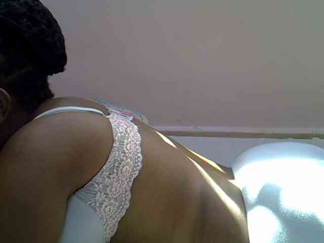 Ebonybootygirl webcam