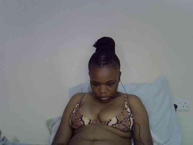 Ebonybootygirl webcam