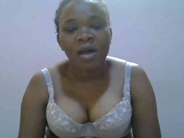 Ebonybootygirl webcam