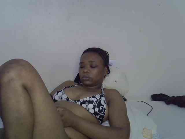 Ebonybootygirl webcam