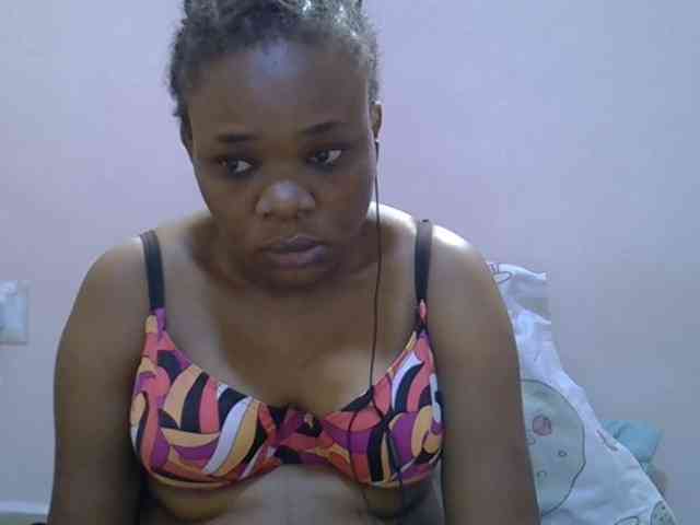 Ebonybootygirl webcam