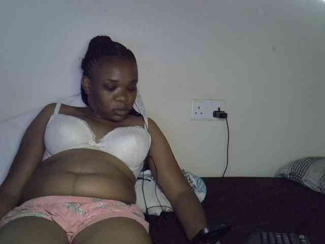 Ebonybootygirl webcam