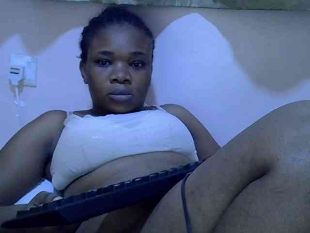 Ebonybootygirl webcam