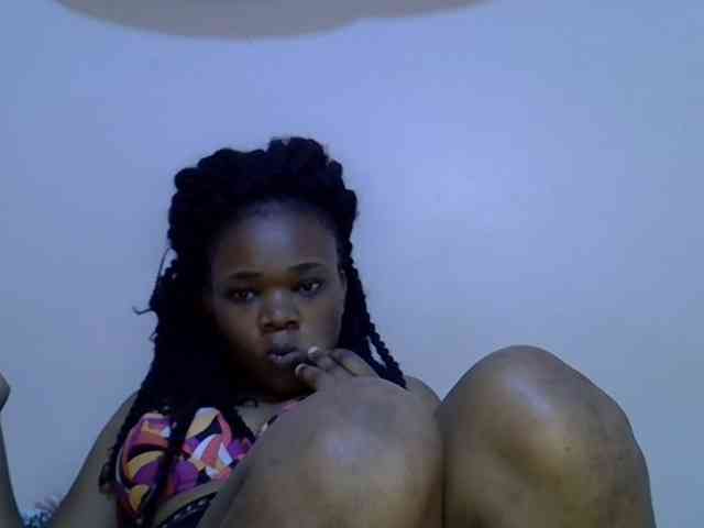 Ebonybootygirl webcam