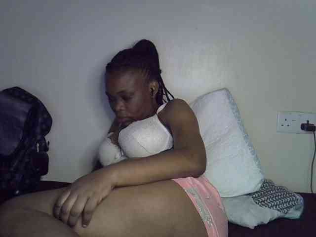 Ebonybootygirl webcam