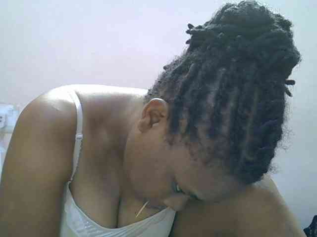 Ebonybootygirl webcam