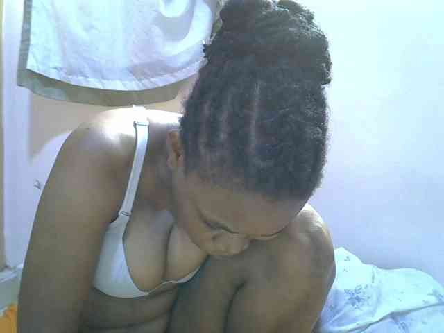 Ebonybootygirl webcam