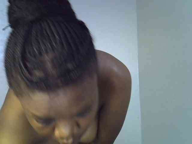 Ebonybootygirl webcam