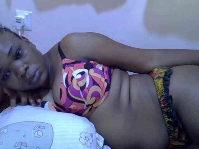 Ebonybootygirl webcam