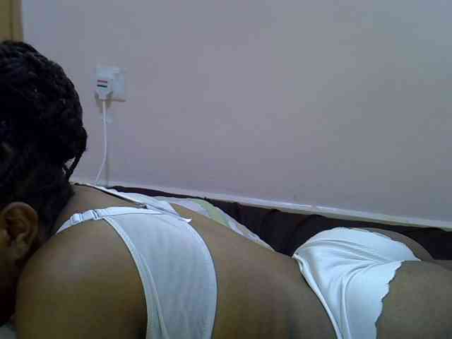 Ebonybootygirl webcam