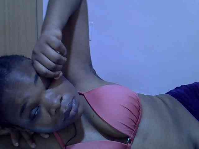 Ebonybootygirl webcam