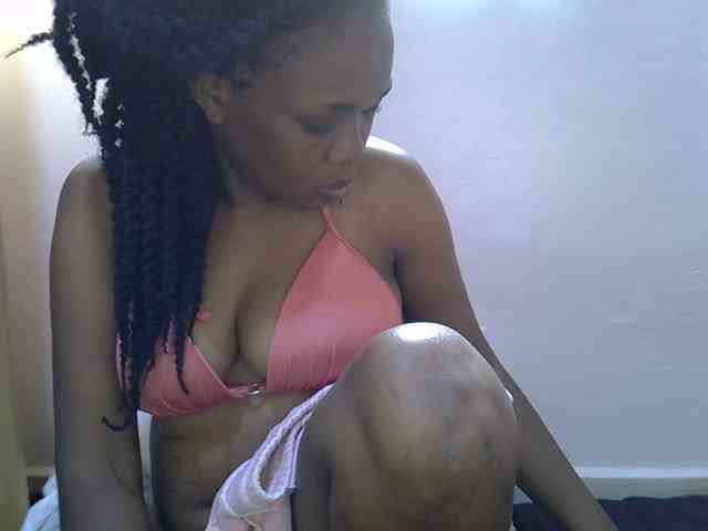 Ebonybootygirl webcam