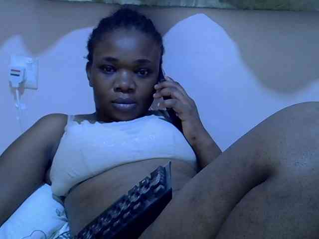 Ebonybootygirl webcam