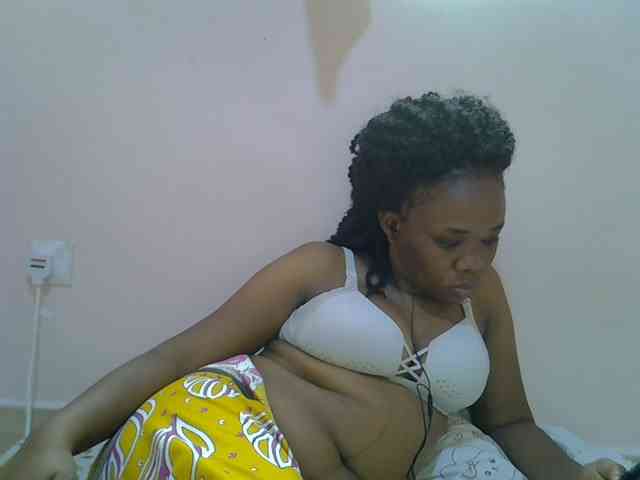 Ebonybootygirl webcam