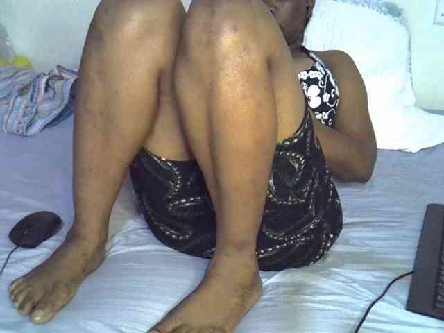 Ebonybootygirl webcam