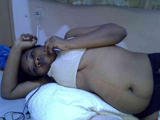 Ebonybootygirl webcam