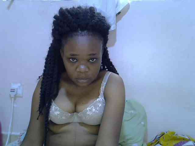 Ebonybootygirl webcam