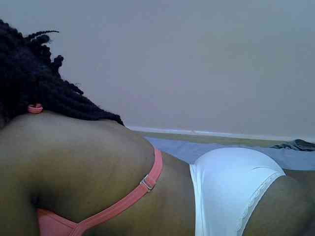 Ebonybootygirl webcam