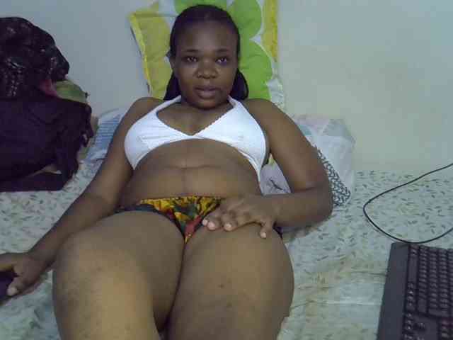 Ebonybootygirl webcam