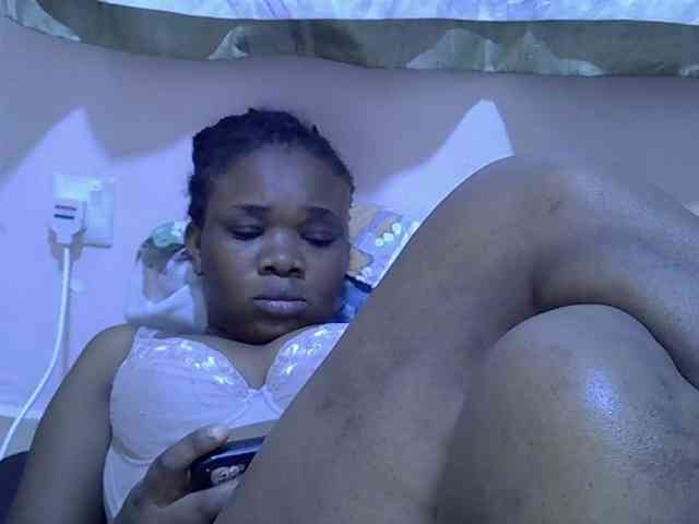 Ebonybootygirl webcam