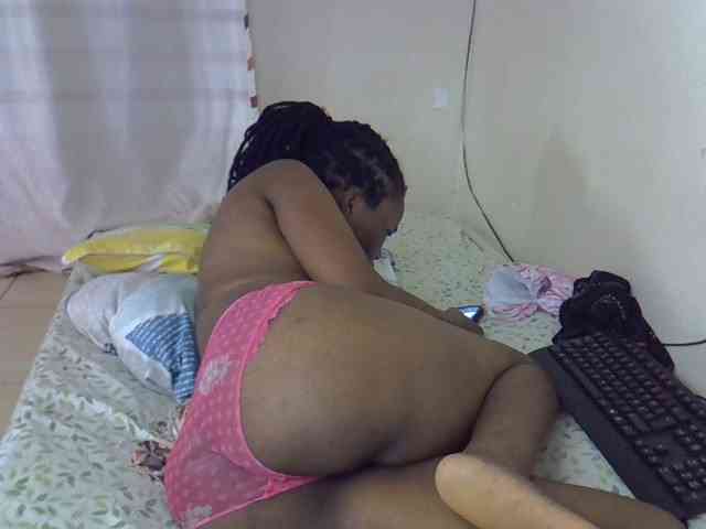 Ebonybootygirl webcam