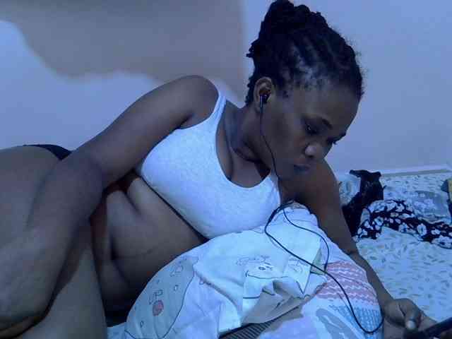 Ebonybootygirl webcam