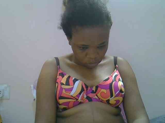 Ebonybootygirl webcam