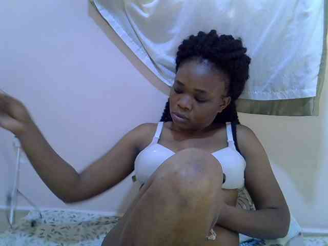 Ebonybootygirl webcam