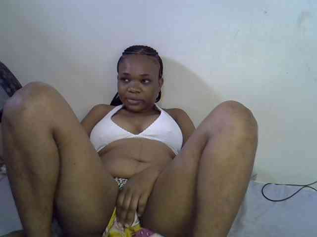 Ebonybootygirl webcam