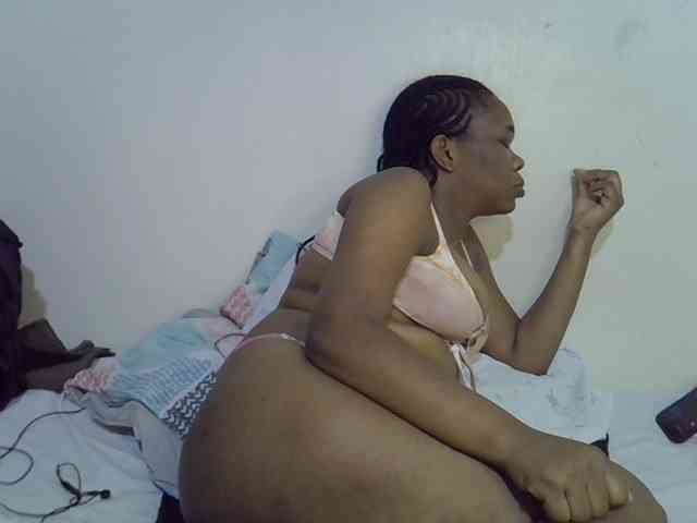 Ebonybootygirl webcam