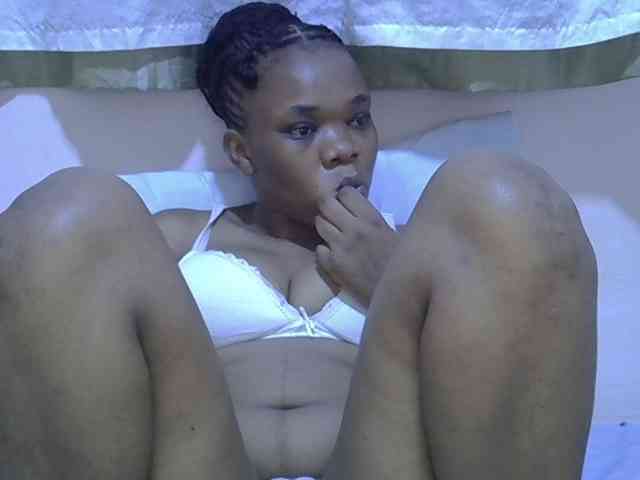 Ebonybootygirl webcam