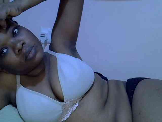 Ebonybootygirl webcam
