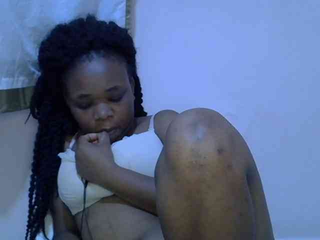 Ebonybootygirl webcam