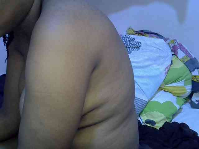 Ebonybootygirl webcam