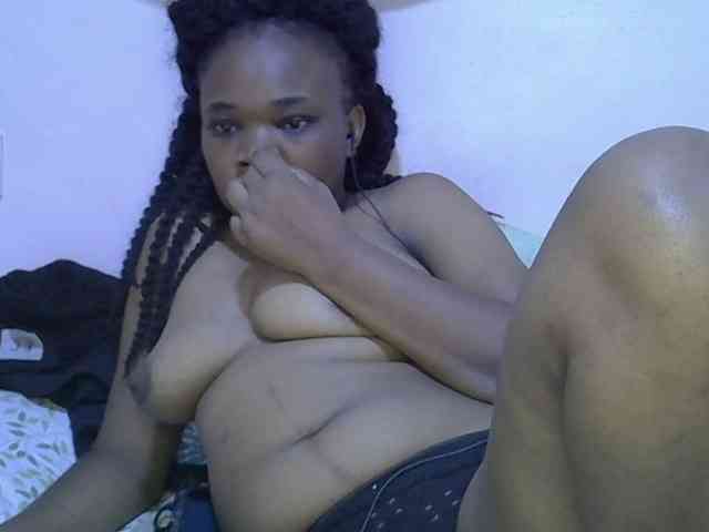 Ebonybootygirl webcam
