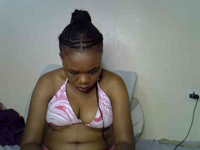 Ebonybootygirl webcam