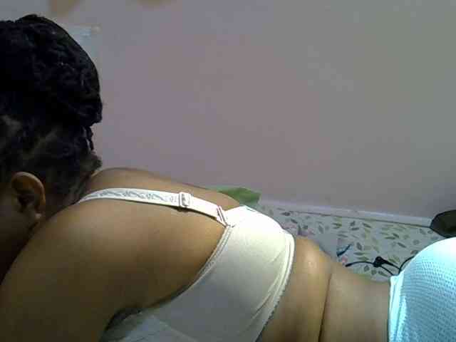 Ebonybootygirl webcam