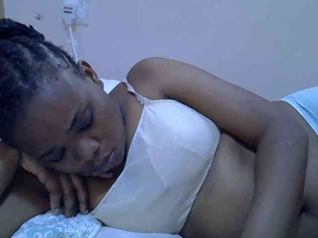 Ebonybootygirl webcam