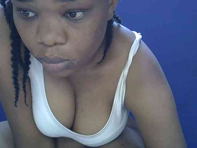 Ebonybootygirl webcam