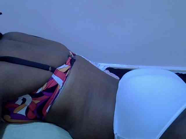 Ebonybootygirl webcam