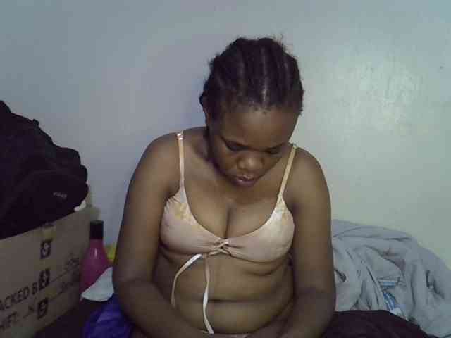 Ebonybootygirl webcam