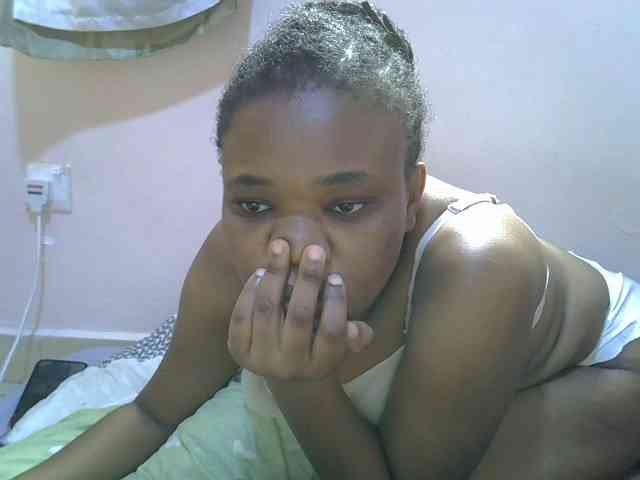 Ebonybootygirl webcam